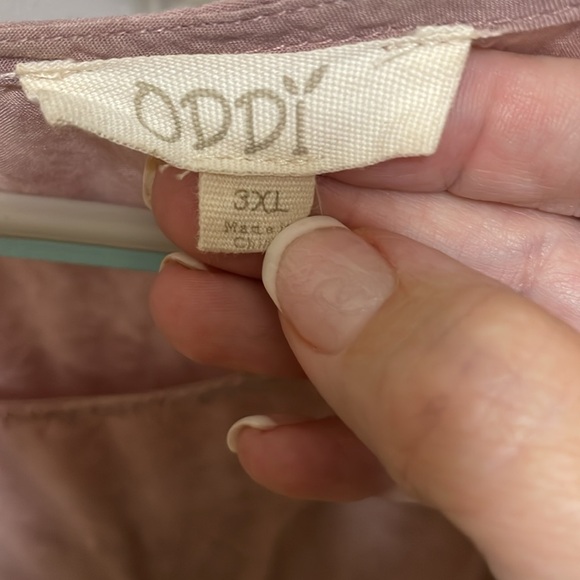 Oddy tiered dress. - Picture 3 of 3